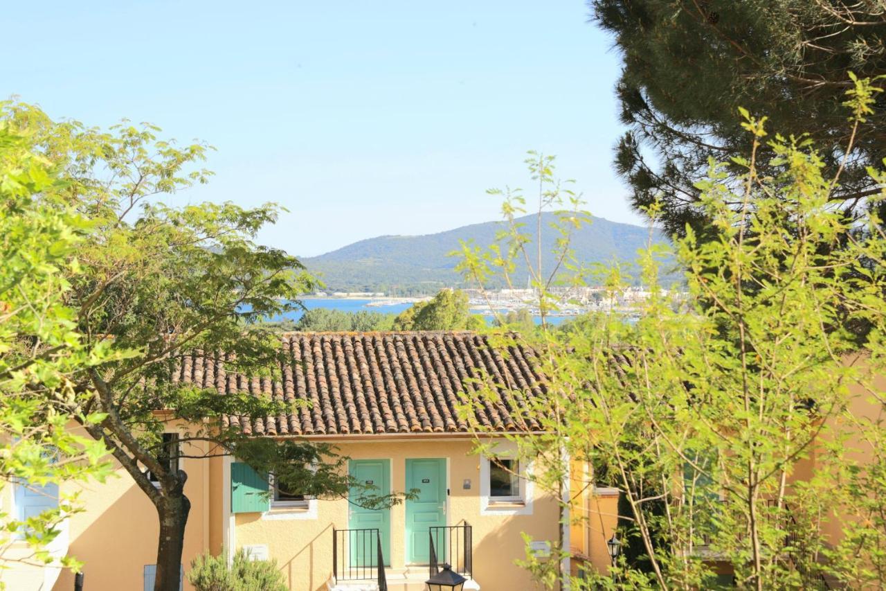 Chez Adriana Studio Vue Mer Avec Piscine Grimaud Exteriör bild
